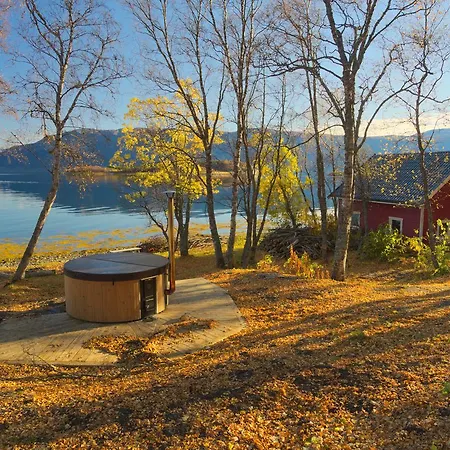 Solhov, Castle Of The Lyngen Alps Lyngseidet