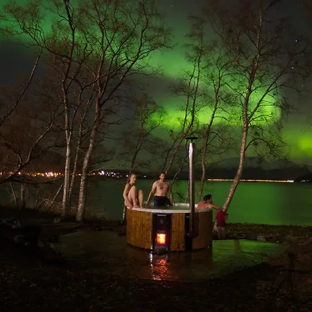 Solhov, Castle Of The Lyngen Alps Lyngseidet